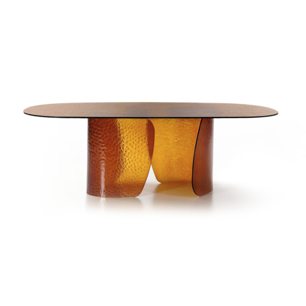 Blur Table